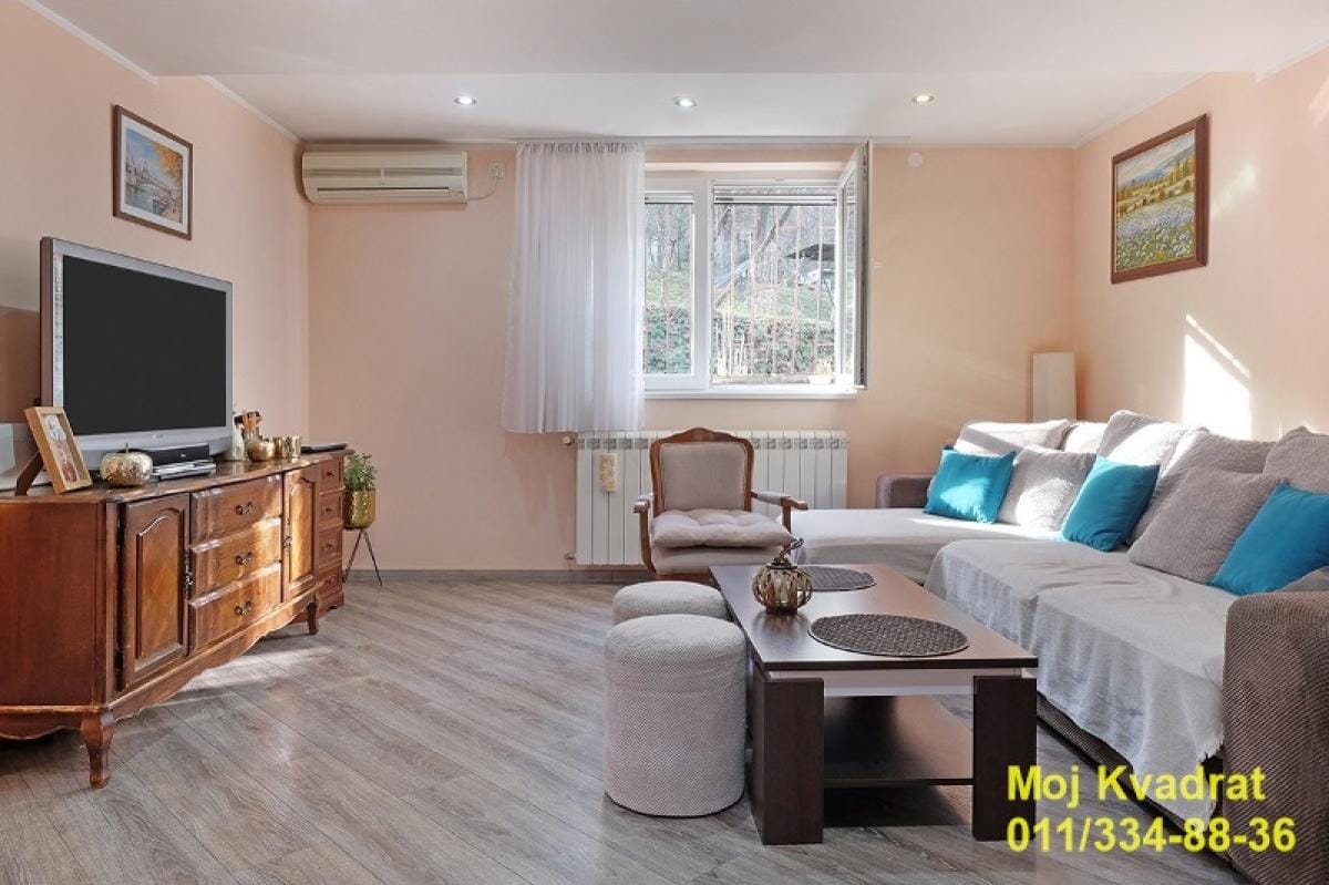 Kuća Prodaja Beograd Zvezdarska Šuma 214 m2