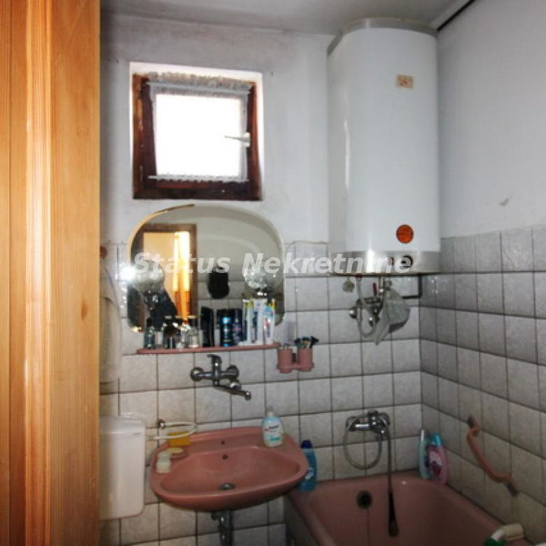 Kuća Prodaja Zrenjanin  332 m2