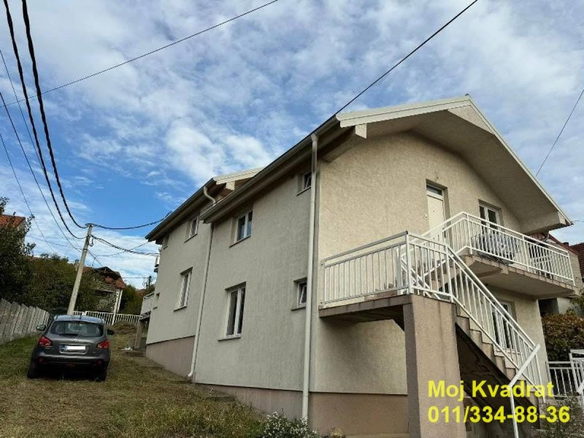 Kuća Prodaja Beograd Kaluđerica 255 m2