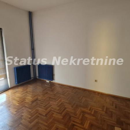 Lokal Izdavanje Novi Sad  120 m2