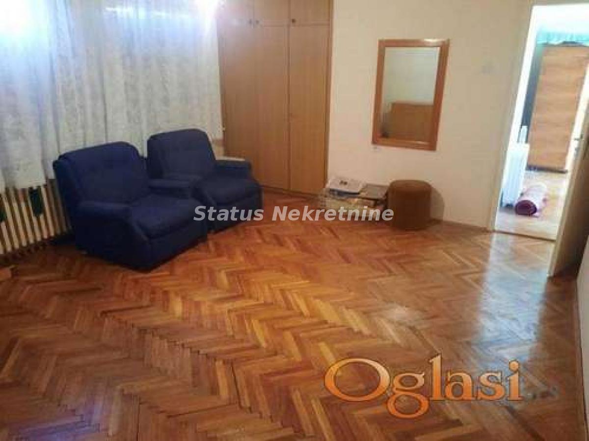 Kuća Prodaja Bačka Palanka  170 m2