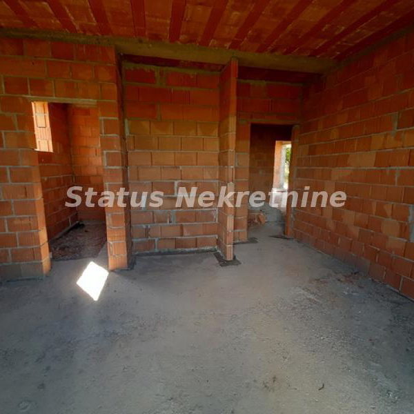 Kuća Prodaja Novi Sad  300 m2