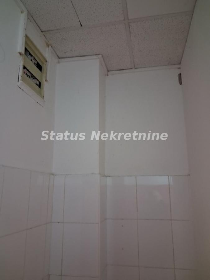 Lokal Prodaja Novi Sad  25 m2