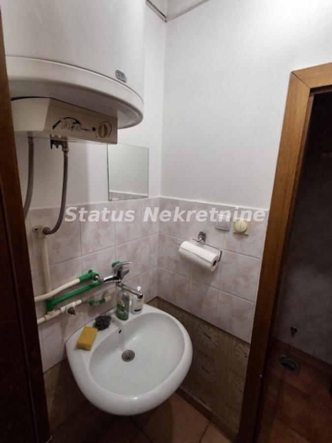 Lokal Prodaja Novi Sad  25 m2
