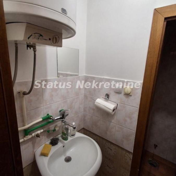 Lokal Prodaja Novi Sad  25 m2