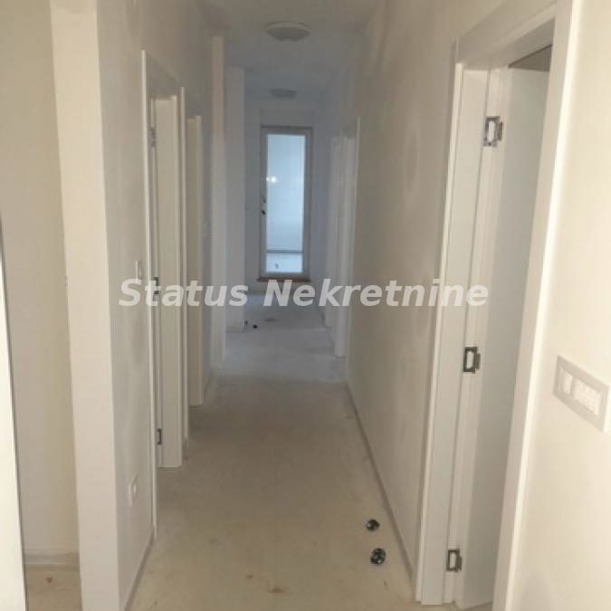 Stan Prodaja Novi Sad  128 m2