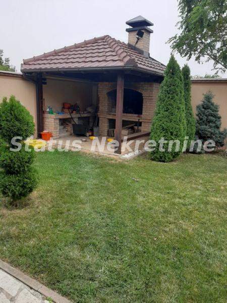 Kuća Prodaja Novi Sad Kuća Prodaja Novi Sad 582 m2