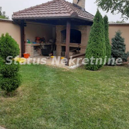 Kuća Prodaja Novi Sad  582 m2