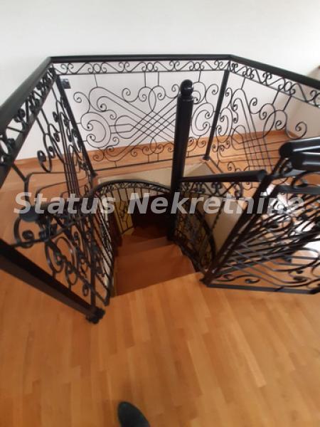 Kuća Prodaja Novi Sad Kuća Prodaja Novi Sad 582 m2