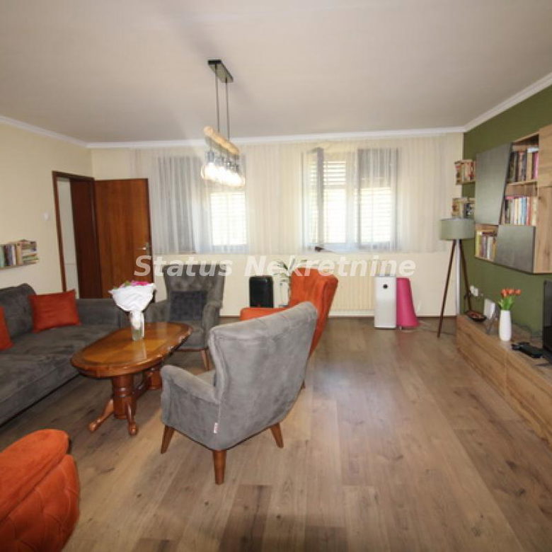 Kuća Prodaja Novi Sad  198 m2
