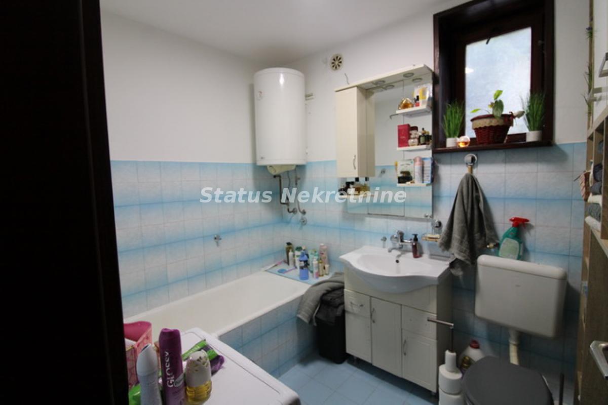 Kuća Prodaja Novi Sad Kuća Prodaja Novi Sad 198 m2