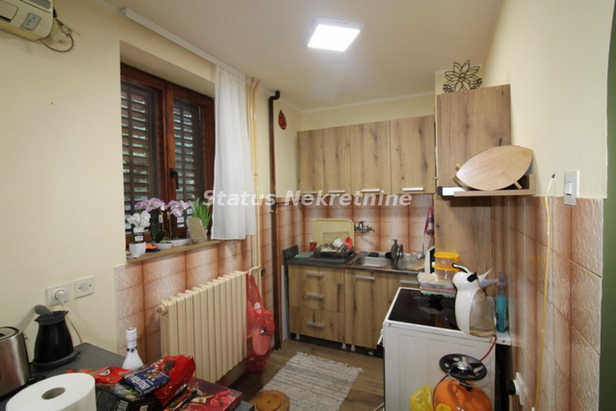 Kuća Prodaja Novi Sad Kuća Prodaja Novi Sad 198 m2
