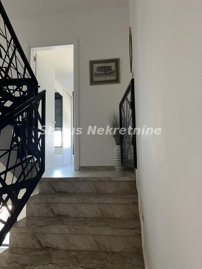 Stan Prodaja Novi Sad Stan Prodaja Novi Sad 147 m2