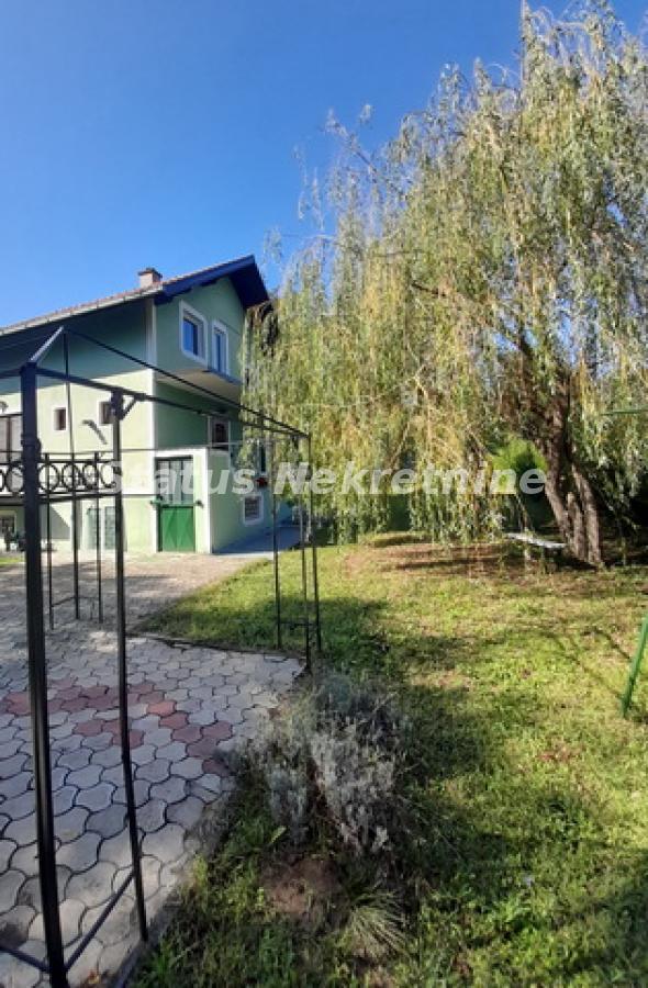 Kuća Prodaja Beočin Kuća Prodaja Beočin 246 m2