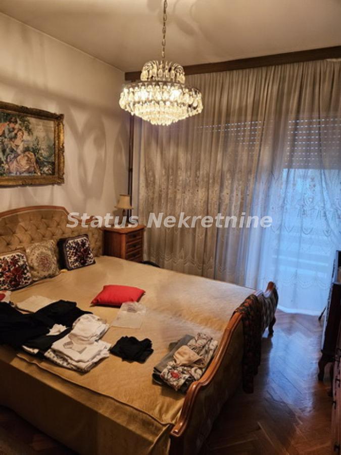 Kuća Prodaja Novi Sad Kuća Prodaja Novi Sad 260 m2