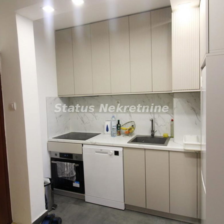 Stan Prodaja Novi Sad  55 m2
