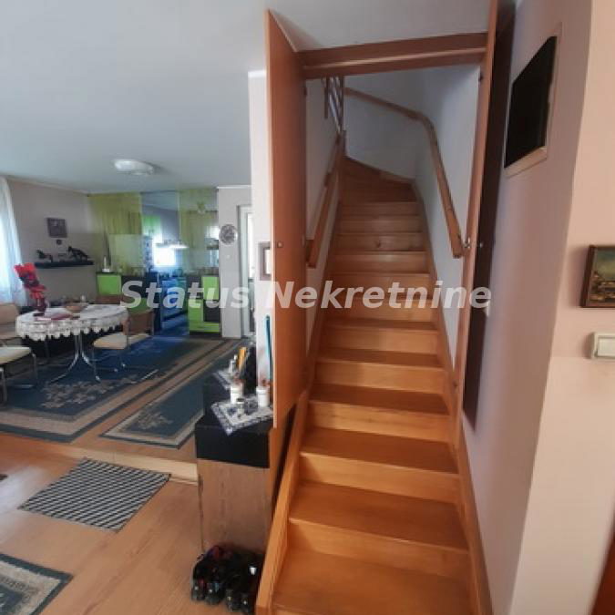Kuća Prodaja Novi Sad  166 m2