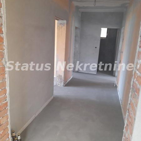 Kuća Prodaja Novi Sad  250 m2