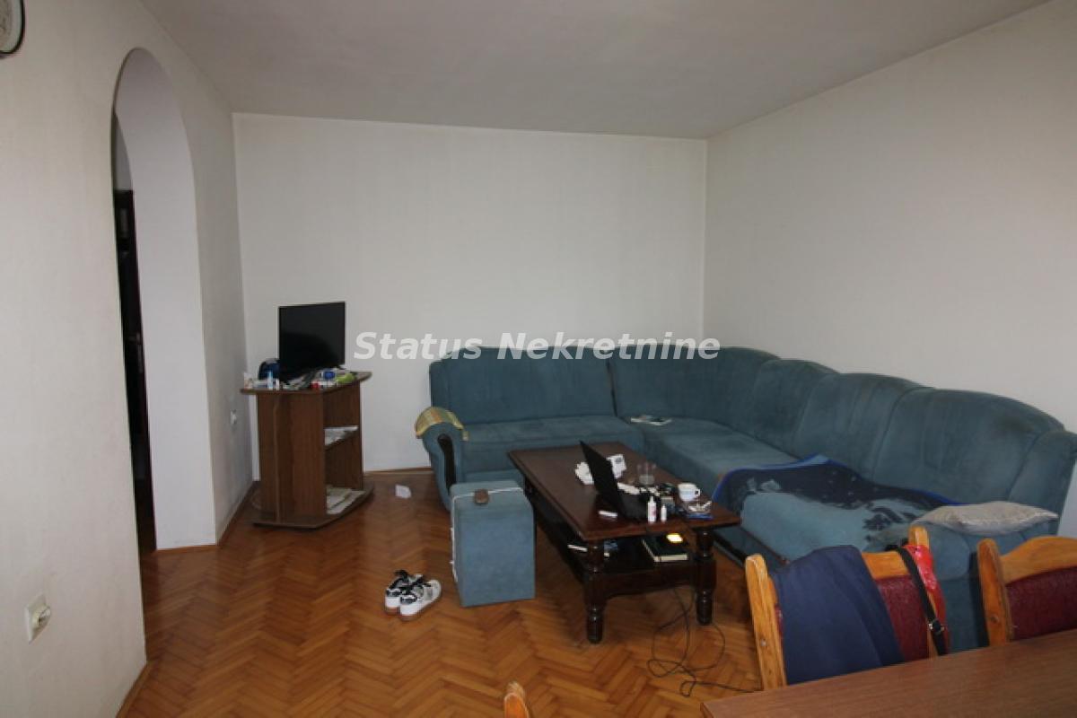 Kuća Prodaja Temerin  420 m2