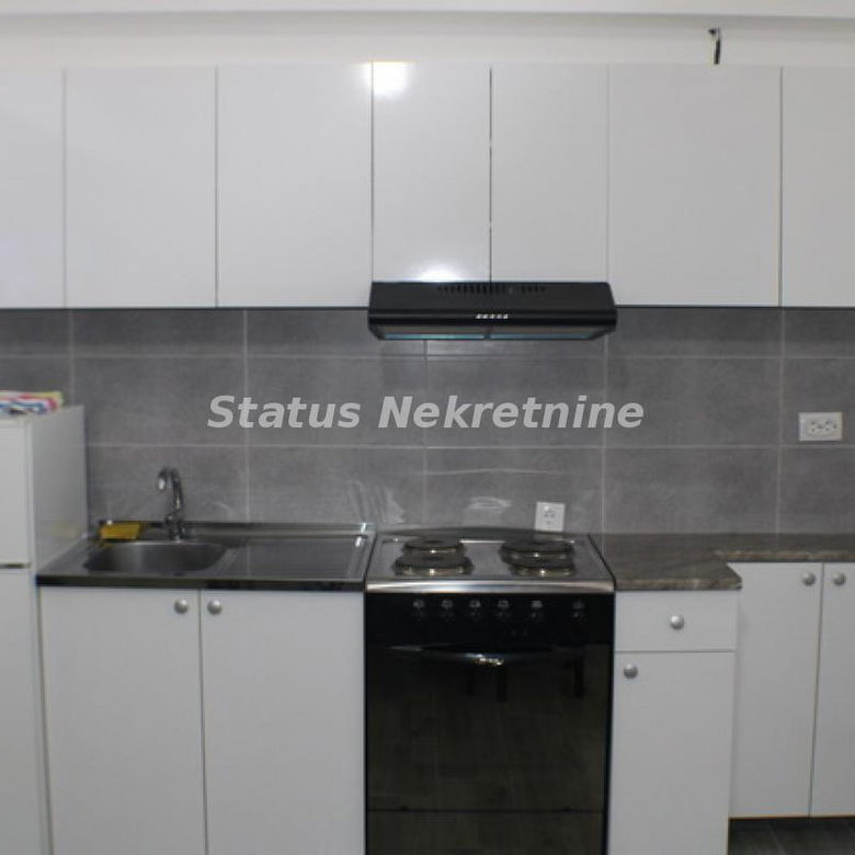 Stan Izdavanje Novi Sad  48 m2