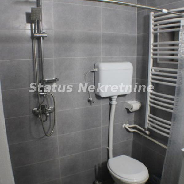 Stan Izdavanje Novi Sad  48 m2