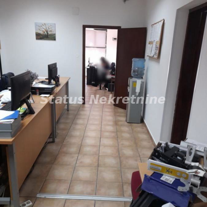 Lokal Prodaja Novi Sad  133 m2