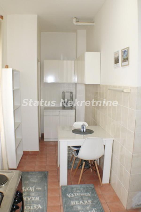 Stan Prodaja Zrenjanin Stan Prodaja Zrenjanin 67 m2