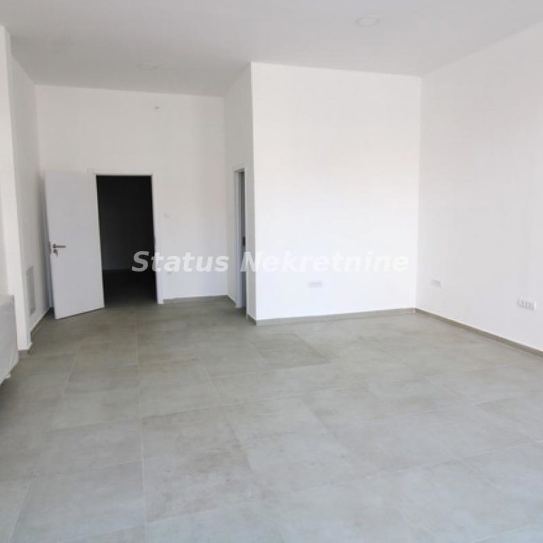 Lokal Prodaja Novi Sad  116 m2