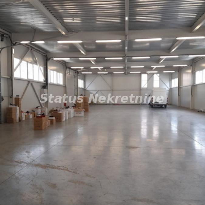 Lokal Prodaja Bački Petrovac  1800 m2