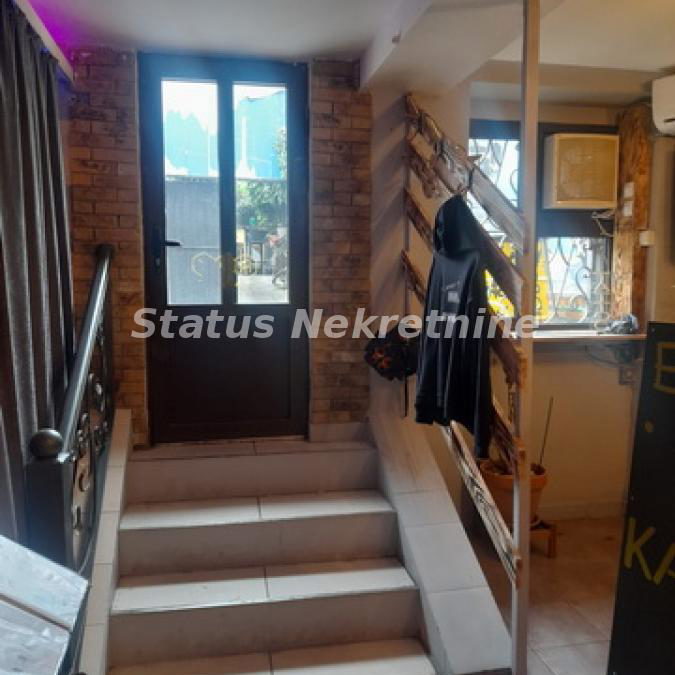 Lokal Izdavanje Novi Sad  66 m2