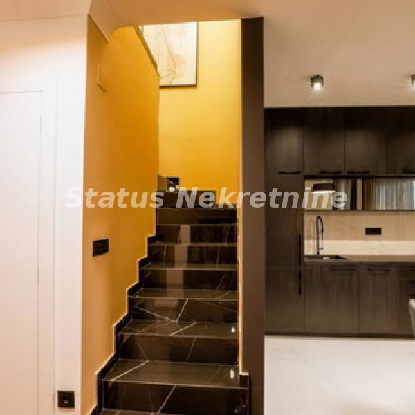 Stan Izdavanje Novi Sad  108 m2