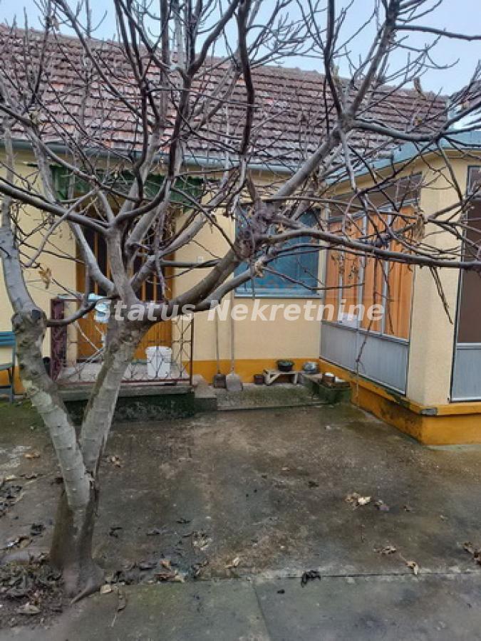 Kuća Prodaja Šid  122 m2