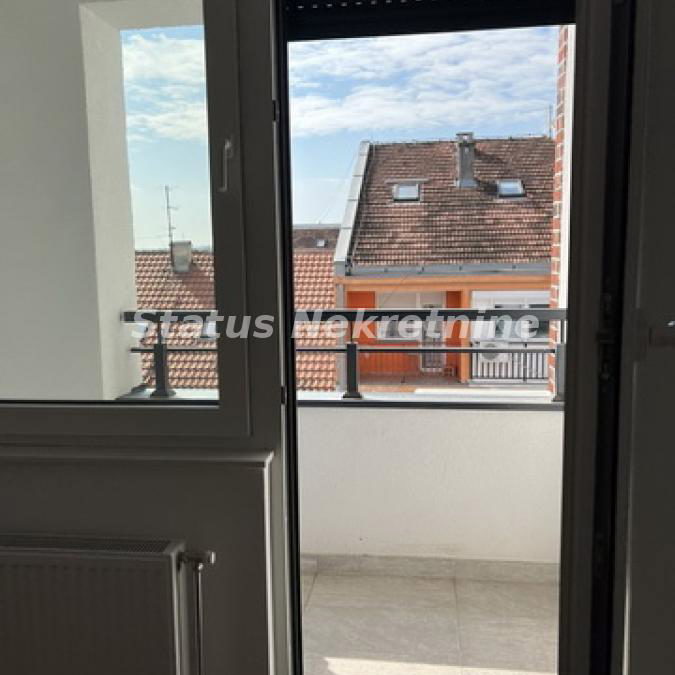 Stan Prodaja Novi Sad  74 m2