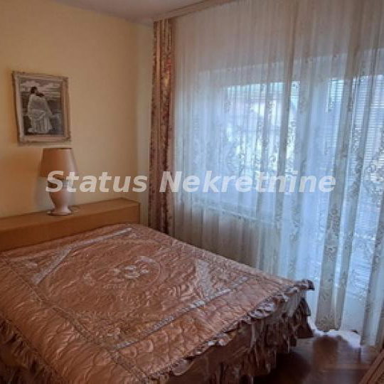 Kuća Prodaja Novi Sad  348 m2