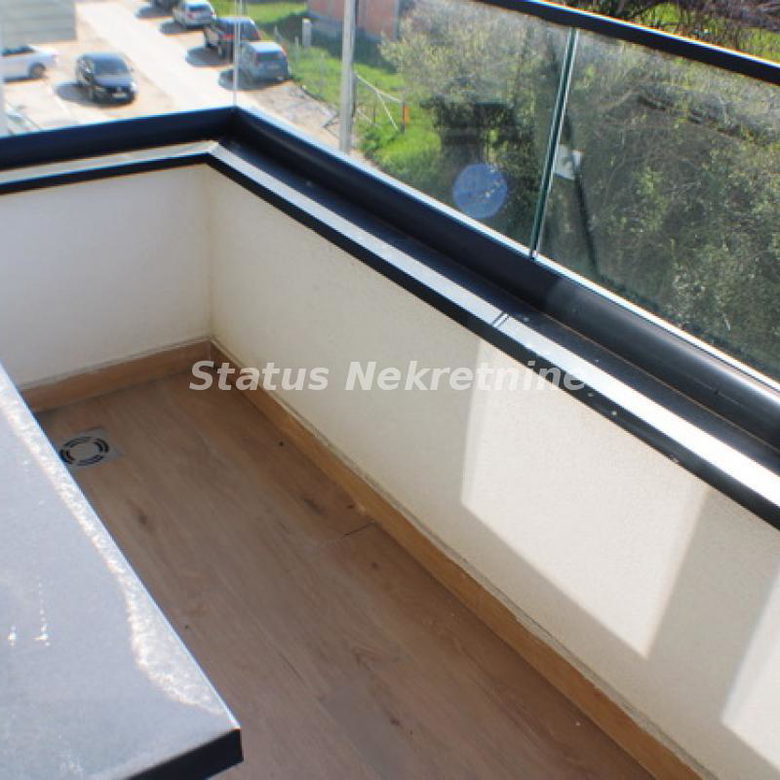 Stan Prodaja Novi Sad  77 m2