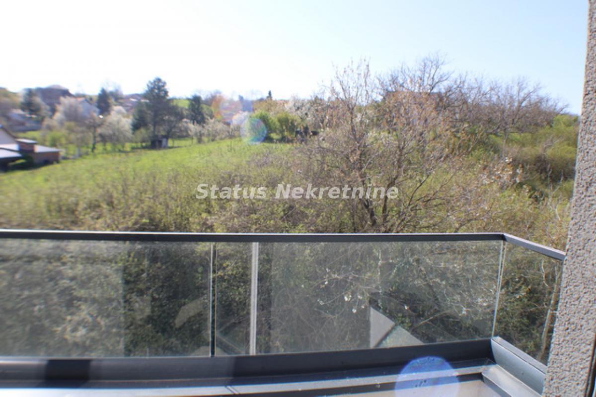 Stan Prodaja Novi Sad  77 m2