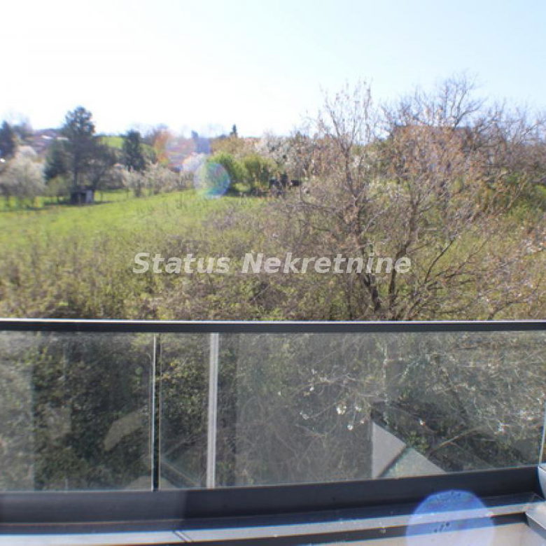 Stan Prodaja Novi Sad  77 m2