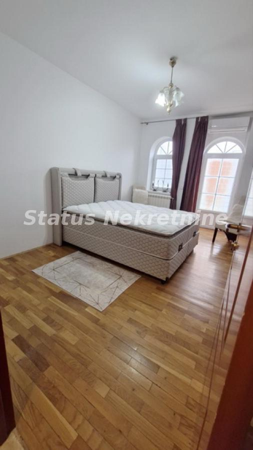 Kuća Prodaja Novi Sad  338 m2