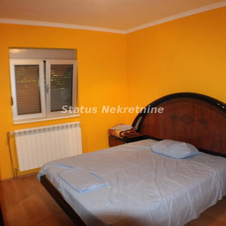 Kuća Prodaja Novi Sad  220 m2