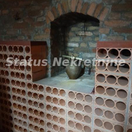 Lokal Prodaja Sremski Karlovci  500 m2