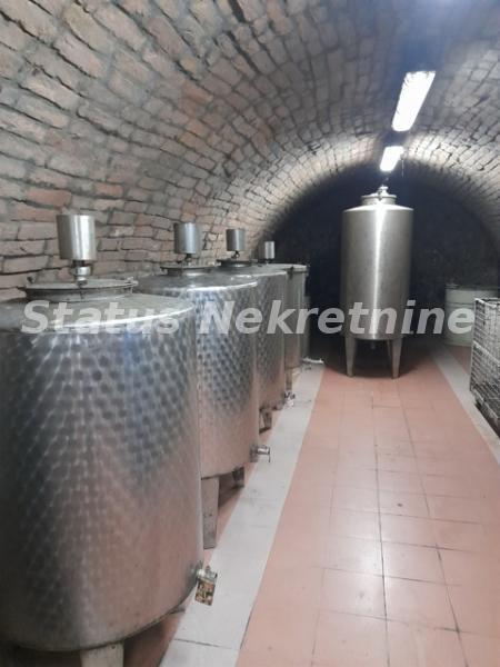 Lokal Prodaja Sremski Karlovci  500 m2
