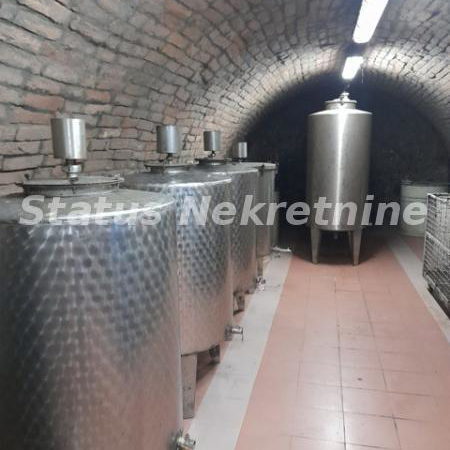 Lokal Prodaja Sremski Karlovci  500 m2