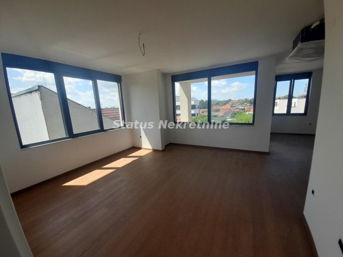 Stan Prodaja Novi Sad  140 m2