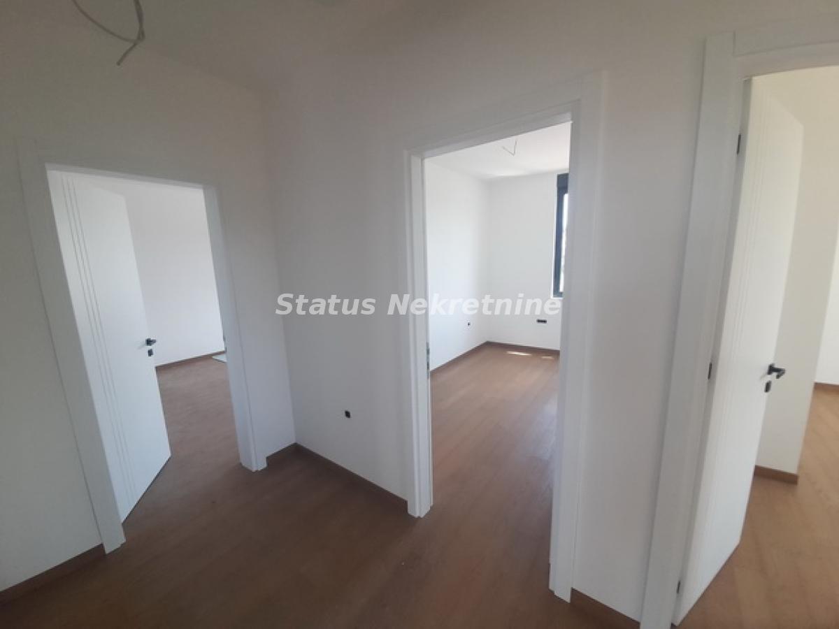Stan Prodaja Novi Sad  140 m2