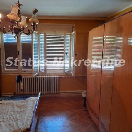 Kuća Prodaja Sremski Karlovci  250 m2