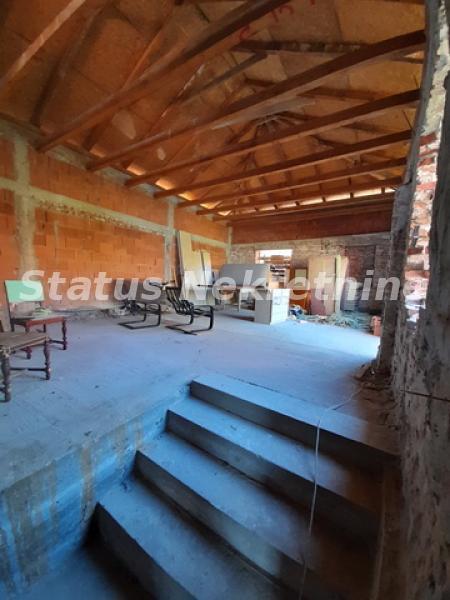 Kuća Prodaja Sremski Karlovci  230 m2