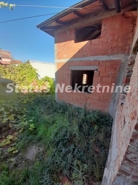 Kuća Prodaja Sremski Karlovci  230 m2