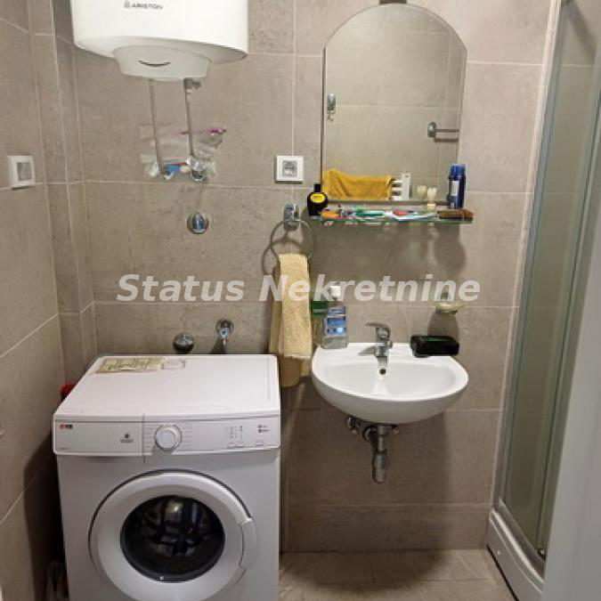 Stan Prodaja Novi Sad  74 m2