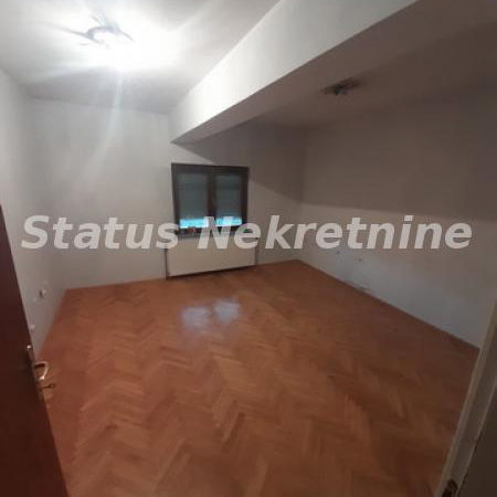 Kuća Prodaja Novi Sad  200 m2