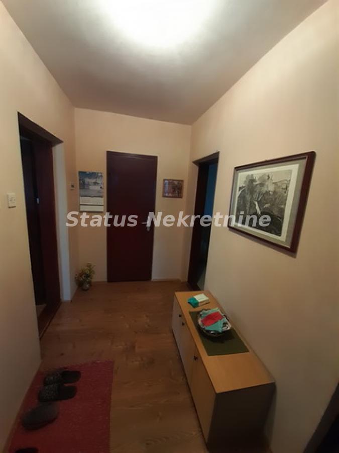 Kuća Prodaja Novi Sad Kuća Prodaja Novi Sad 228 m2
